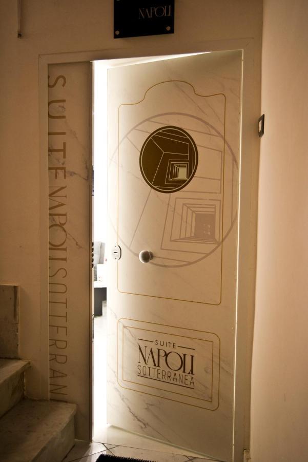 Suite Napoli Sotterranea Con Vasca Idromassaggio Nápoles Exterior foto