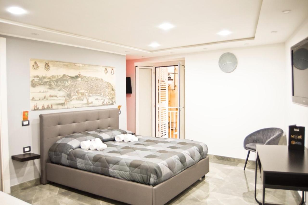 Suite Napoli Sotterranea Con Vasca Idromassaggio Nápoles Exterior foto