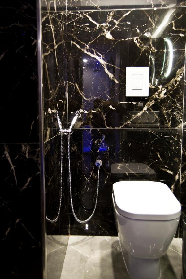 Suite Napoli Sotterranea Con Vasca Idromassaggio Nápoles Exterior foto